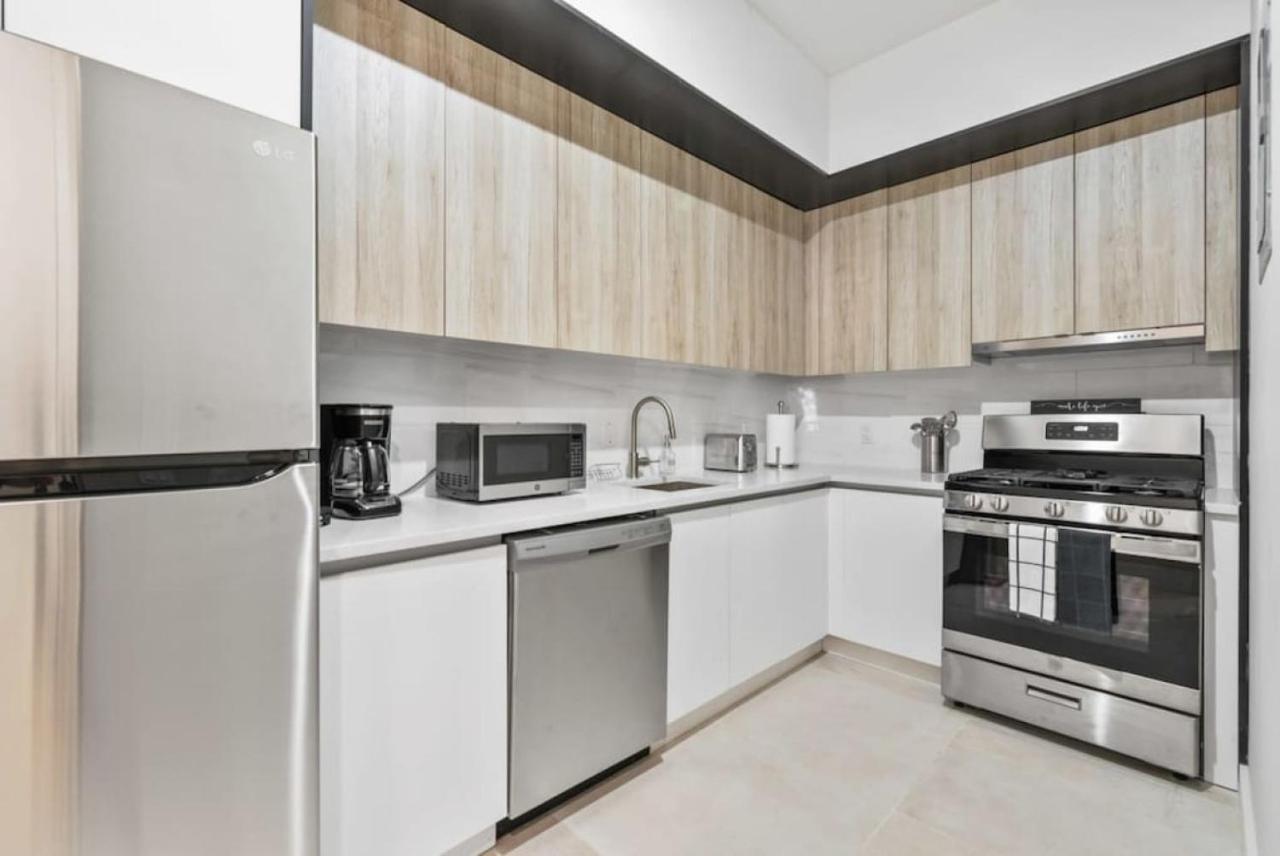 Top Notch 2Br Suite Minutes To Central Park นิวยอร์ก ภายนอก รูปภาพ