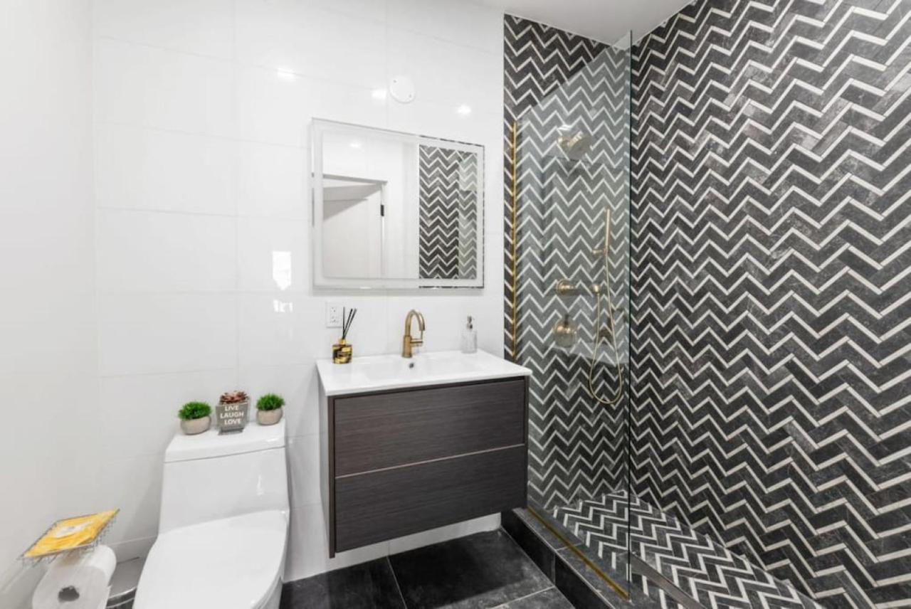 Top Notch 2Br Suite Minutes To Central Park นิวยอร์ก ภายนอก รูปภาพ